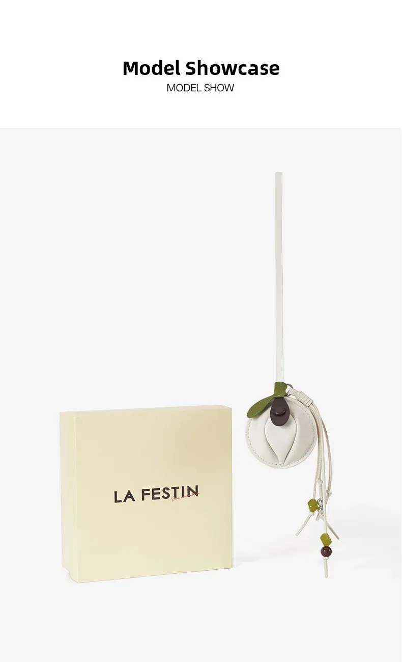 תליון עור בעבודת יד LA FESTIN לקישוט תיקים