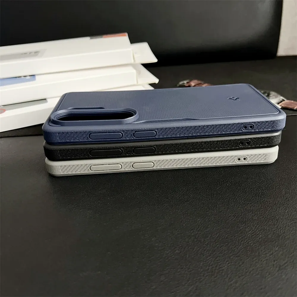 כיסוי מגנטי מט Spigen לסמסונג Galaxy S25 Ultra / S26 Plus