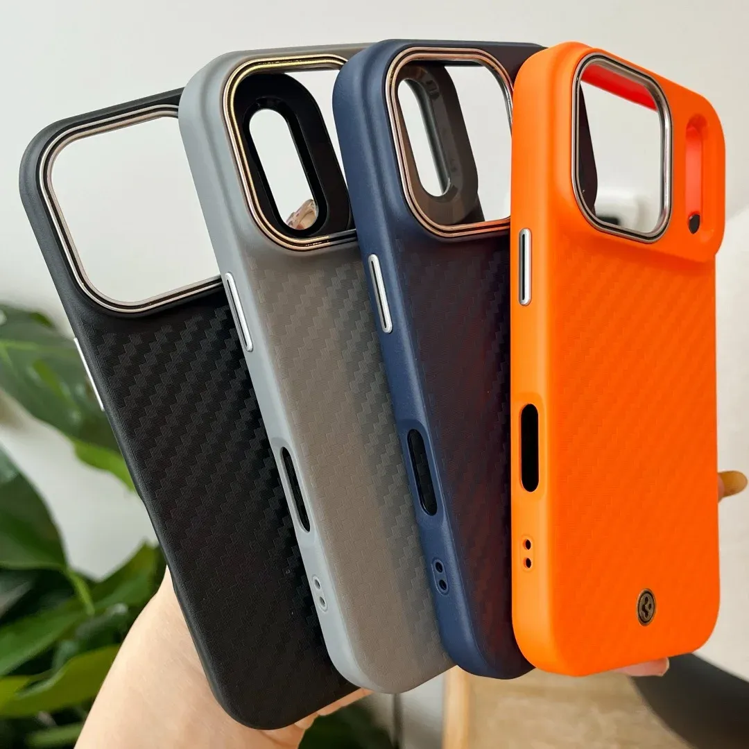 כיסוי Spigen Kevlar מגנטי דק ל‑iPhone 17 Air/17 Pro