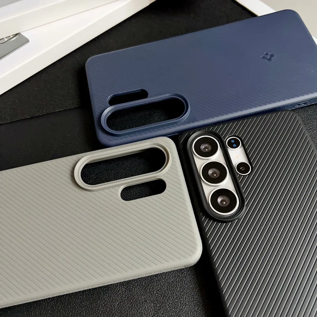 כיסוי מגנטי מט Spigen TPU ל‑Galaxy S26 Ultra / S25 Plus