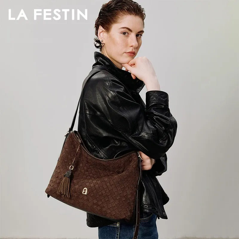 תיק טוט רך לנשים LA FESTIN עם רוכסן ונפח יומיומי